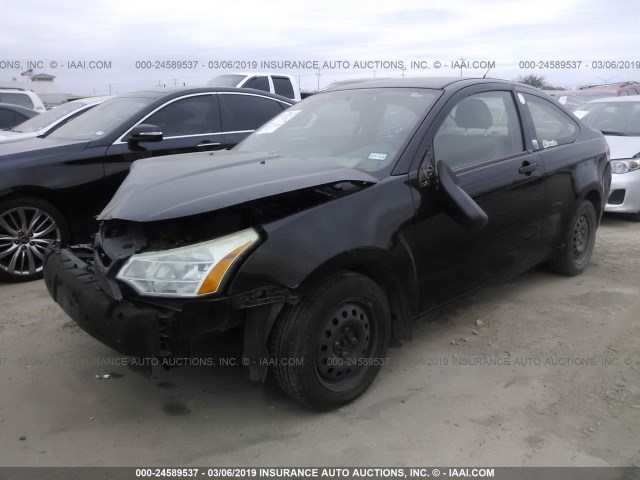 1FAHP32N58W286712 - 2008 FORD FOCUS S/SE BLACK photo 2