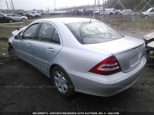 WDBRF81J15F718896 - 2005 MERCEDES-BENZ C 240 4MATIC GRAY photo 3