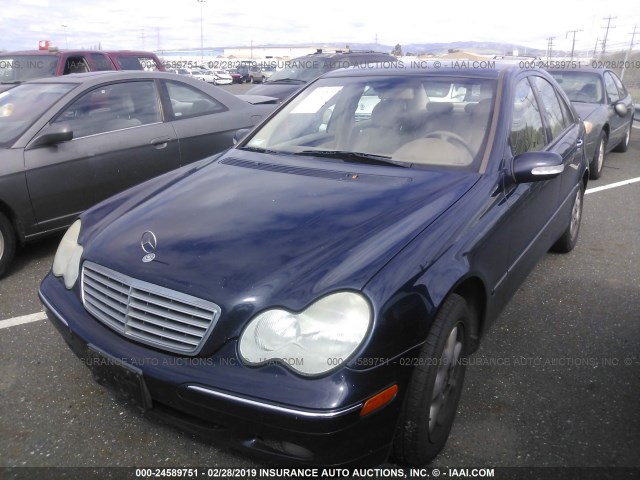 WDBRF61JX3F315419 - 2003 MERCEDES-BENZ C 240 BLUE photo 2