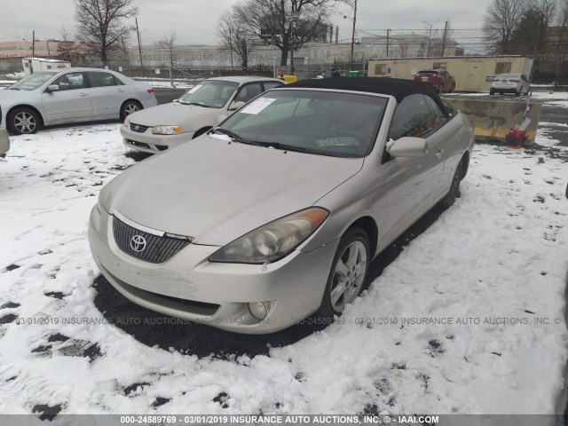 4T1FA38PX6U100565 - 2006 TOYOTA CAMRY SOLARA SE/SLE GRAY photo 2