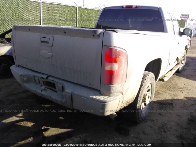 1GCEK29C09Z243521 - 2009 CHEVROLET SILVERADO K1500 LT GRAY photo 4