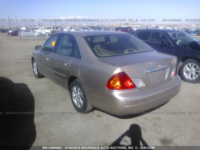 4T1BF28B42U202551 - 2002 TOYOTA AVALON XL/XLS TAN photo 3