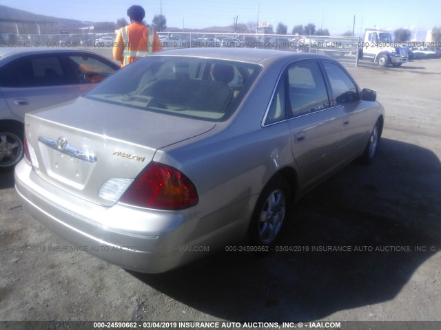 4T1BF28B42U202551 - 2002 TOYOTA AVALON XL/XLS TAN photo 4