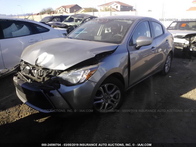 3MYDLBZV5GY101099 - 2016 TOYOTA SCION IA GRAY photo 2