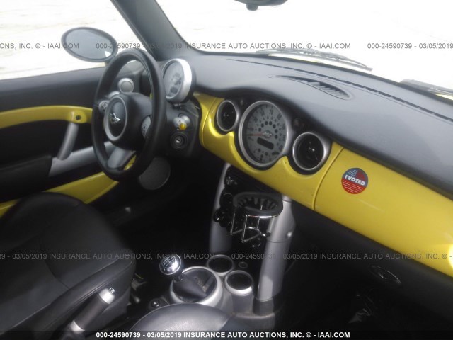 WMWRF33596TF64364 - 2006 MINI COOPER YELLOW photo 5