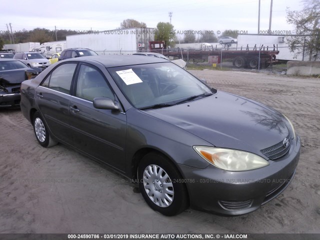 4T1BE32K03U641345 - 2003 TOYOTA CAMRY LE/XLE/SE GRAY photo 1