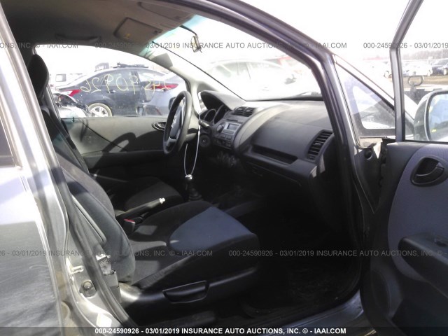 JHMGD37438S008539 - 2008 HONDA FIT SILVER photo 5