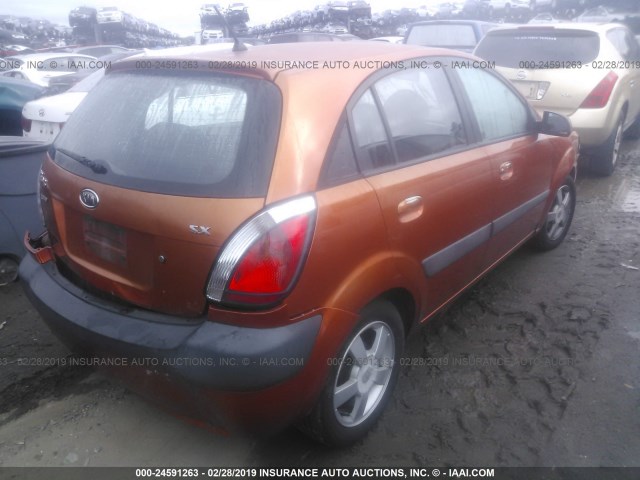 KNADE163766080720 - 2006 KIA RIO 5 ORANGE photo 4