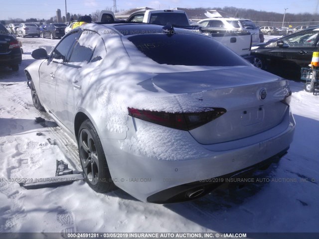 ML32F3FJ1HHF19330 - 2017 MITSUBISHI MIRAGE G4 ES შავი ფოტო 3