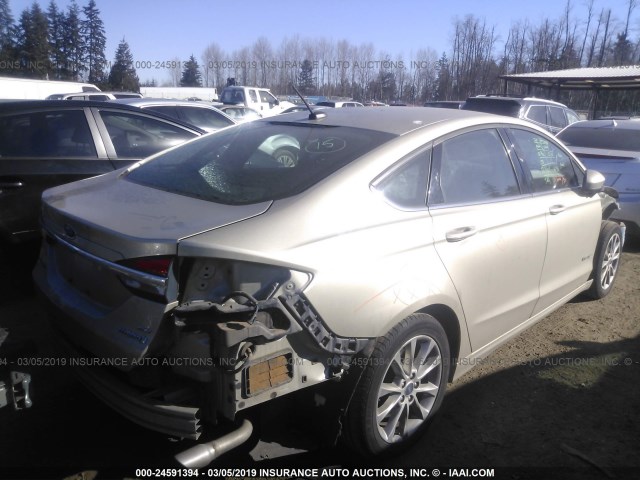 3FA6P0LU8HR323704 - 2017 FORD FUSION SE HYBRID CREAM photo 4