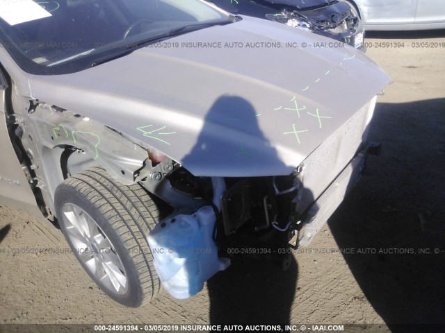 3FA6P0LU8HR323704 - 2017 FORD FUSION SE HYBRID CREAM photo 6