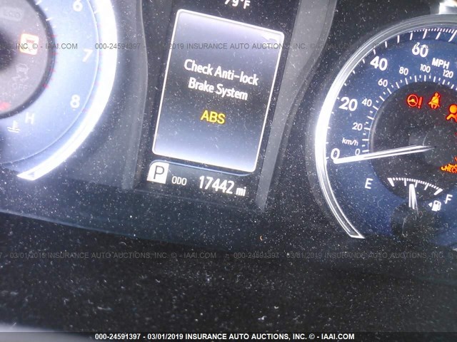 4T1BF1FK4HU439000 - 2017 TOYOTA CAMRY LE/XLE/SE/XSE WHITE photo 7