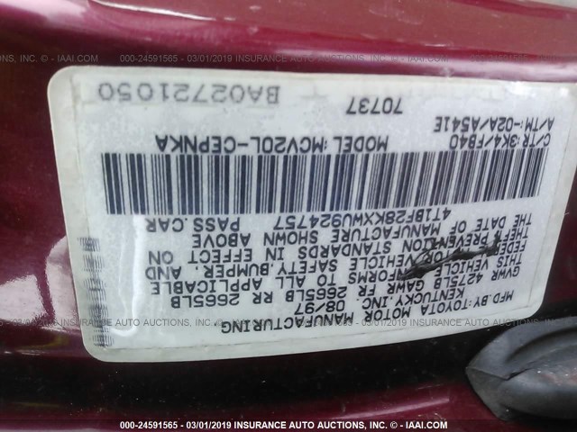 4T1BF28KXWU924757 - 1998 TOYOTA CAMRY CE/LE/XLE RED photo 9
