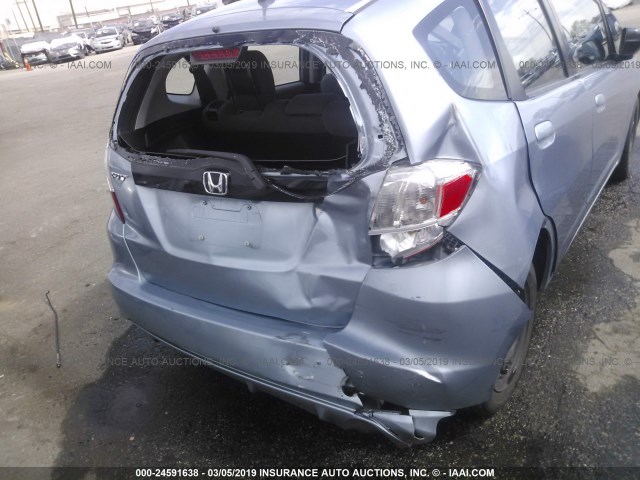 JHMGE8H36BC018919 - 2011 HONDA FIT BLUE photo 6