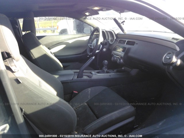 2G1FE1EV2A9220911 - 2010 CHEVROLET CAMARO LS BLACK photo 5