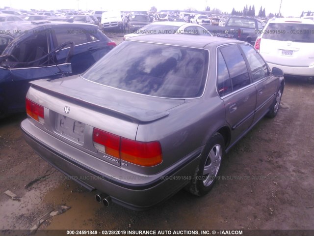 JHMCB7674NC056225 - 1992 HONDA ACCORD EX/EX-R GRAY photo 4