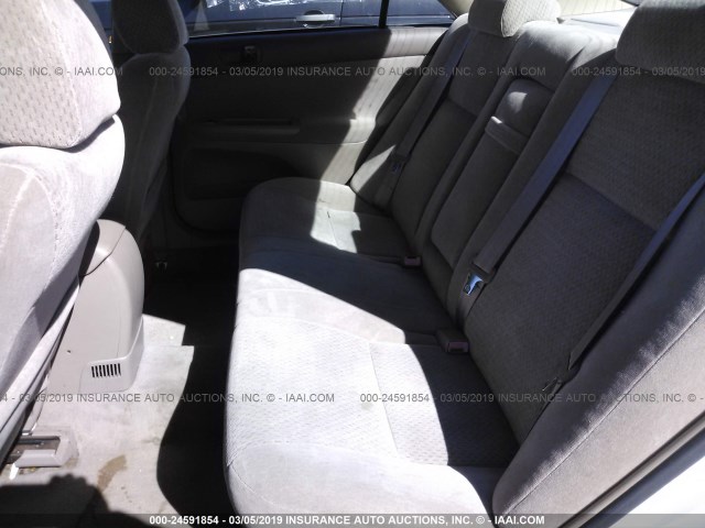 4T1BF32K82U025355 - 2002 TOYOTA CAMRY LE/XLE/SE WHITE photo 8