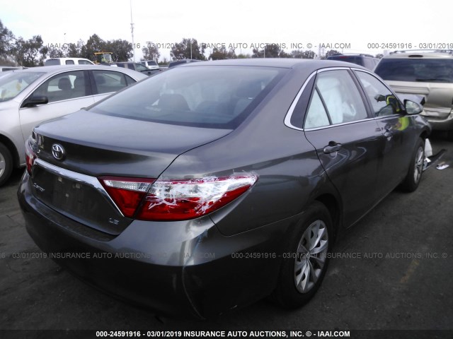 4T1BF1FK8FU474359 - 2015 TOYOTA CAMRY LE/XLE/SE/XSE 灰色 照片 4