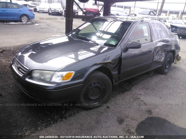 4T1BG22K91U763610 - 2001 TOYOTA CAMRY CE/LE/XLE 灰色 照片 2