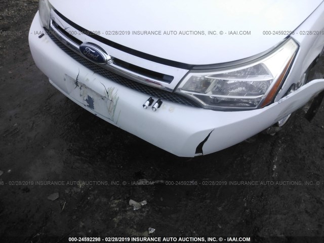 1FAHP35N48W280024 - 2008 FORD FOCUS SE/SEL/SES WHITE photo 6