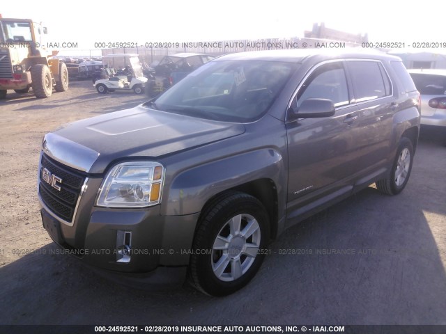 2CTALBEW7A6277164 - 2010 GMC TERRAIN SLE GRAY photo 2