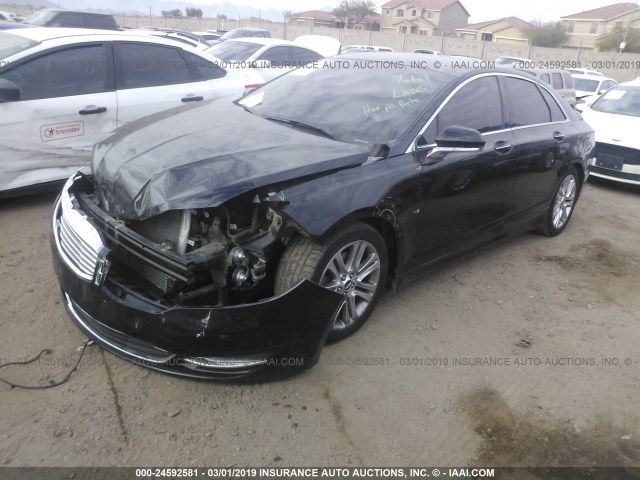 3LN6L2G93GR613155 - 2016 LINCOLN MKZ BLACK photo 2