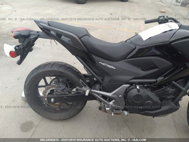 JH2RC6357FK300096 - 2015 HONDA NC700X BLACK photo 6