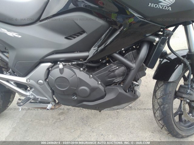 JH2RC6357FK300096 - 2015 HONDA NC700X BLACK photo 8