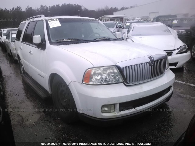 5LMFU28575LJ10178 - 2005 LINCOLN NAVIGATOR Blanc photo 1