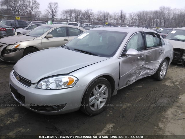 2G1WU581169395189 - 2006 CHEVROLET IMPALA LTZ SILVER photo 2