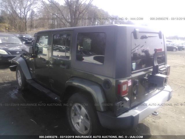 1J8GA59178L601073 - 2008 JEEP WRANGLER UNLIMITE SAHARA GREEN photo 3