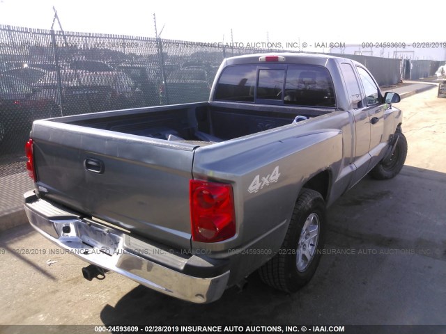 1D7HW42N85S220487 - 2005 DODGE DAKOTA SLT GRAY photo 4