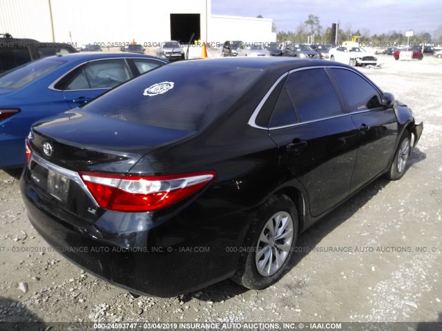 4T4BF1FK3FR468281 - 2015 TOYOTA CAMRY LE/XLE/SE/XSE BLACK photo 4