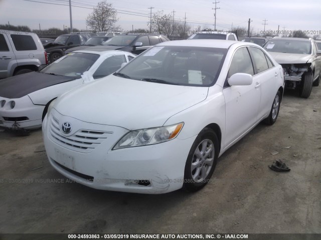 4T1BE46K57U693480 - 2007 TOYOTA CAMRY NEW GENERAT CE/LE/XLE/SE WHITE photo 2