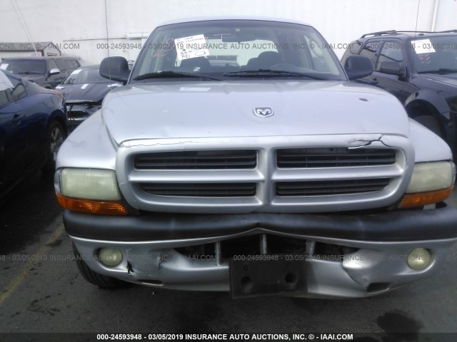 1B7HL2AXX1S241703 - 2001 DODGE DAKOTA QUAD SILVER photo 6