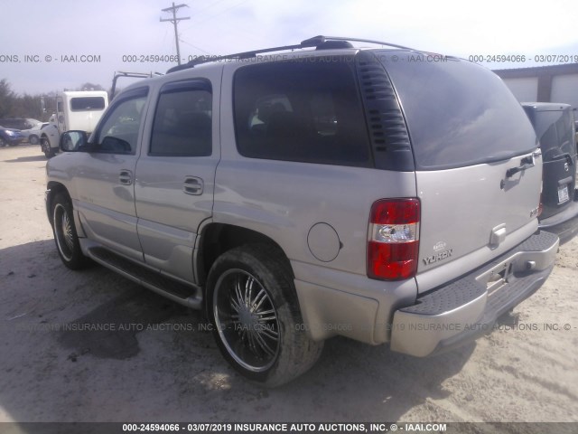 1GKEK63UX5J161589 - 2005 GMC YUKON DENALI SILVER photo 3