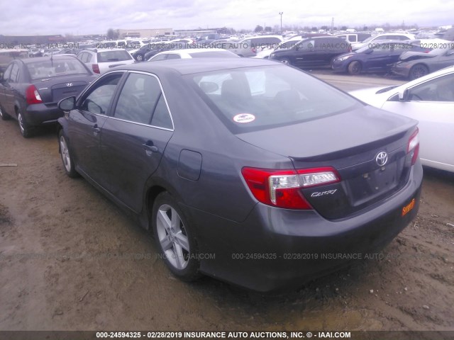 4T1BF1FK8EU367407 - 2014 TOYOTA CAMRY L/SE/LE/XLE Boz foto 3