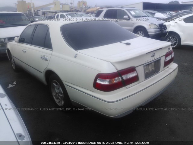 JNKBY31AXWM500824 - 1998 INFINITI Q45 T WHITE photo 3