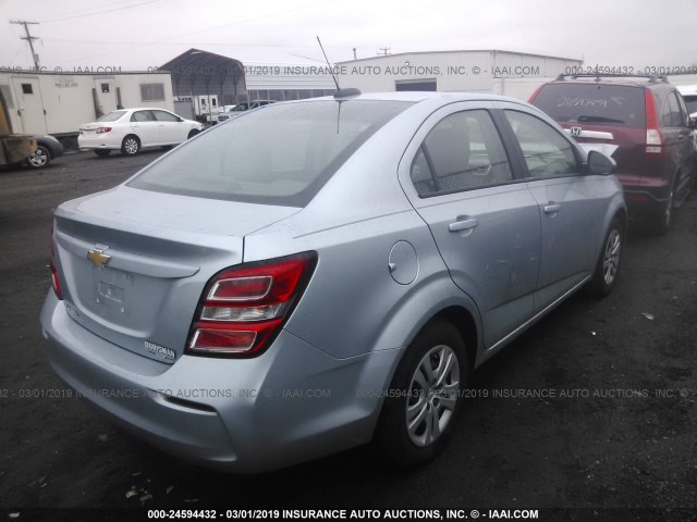 1G1JB5SG2H4160335 - 2017 CHEVROLET SONIC LS 蓝色 照片 4