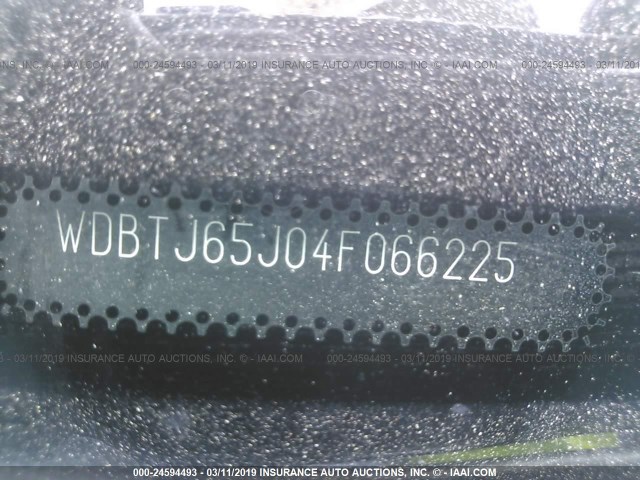 WDBTJ65J04F066225 - 2004 MERCEDES-BENZ CLK 320C GRAY photo 9