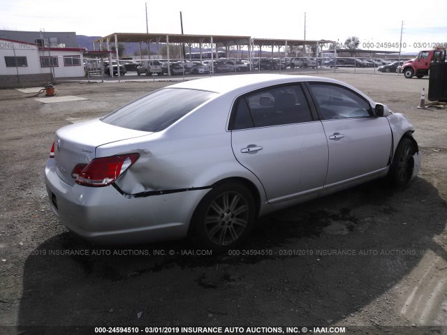 4T1BK36B36U152090 - 2006 TOYOTA AVALON XL/XLS/TOURING/LIMITED SILVER photo 4