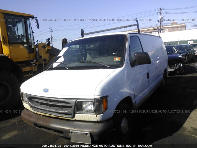 1FTEE1423VHB07562 - 1997 FORD ECONOLINE E150 VAN WHITE photo 2