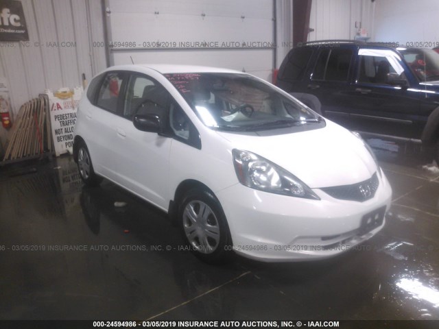 JHMGE8H23AS012796 - 2010 HONDA FIT WHITE photo 1