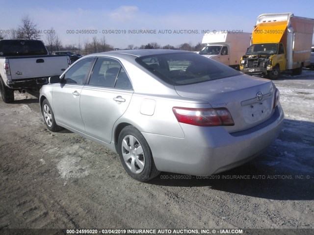 4T4BE46K17R001429 - 2007 TOYOTA CAMRY NEW GENERAT CE/LE/XLE/SE SILVER photo 3