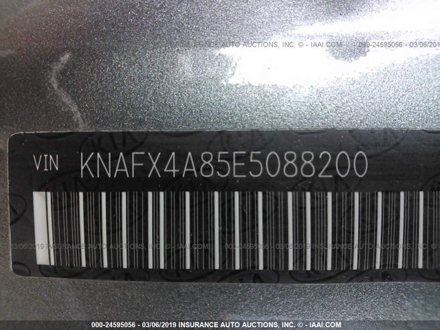 KNAFX4A85E5088200 - 2014 KIA FORTE EX GRAY photo 9