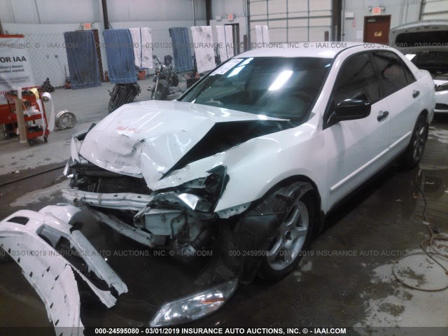 1HGCM56147A135468 - 2007 HONDA ACCORD VALUE WHITE photo 2