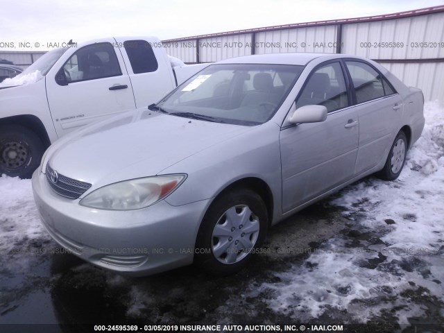 4T1BE32K94U306277 - 2004 TOYOTA CAMRY LE/XLE/SE SILVER photo 2