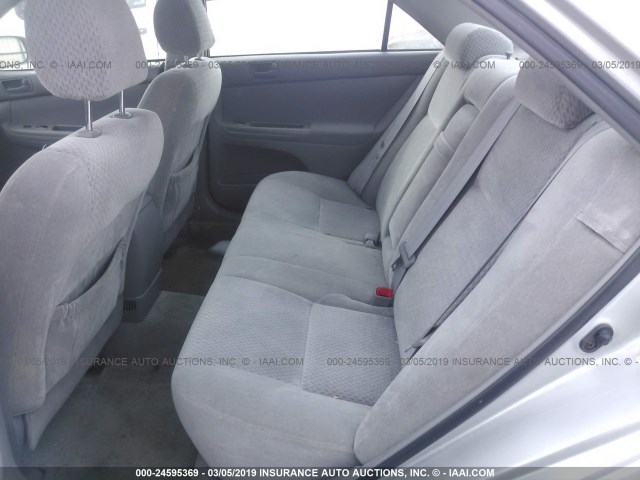 4T1BE32K94U306277 - 2004 TOYOTA CAMRY LE/XLE/SE SILVER photo 8