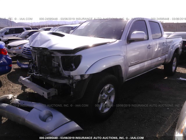 5TEKU72N08Z508446 - 2008 TOYOTA TACOMA DBL CAB PRERUNNER LNG BED SILVER photo 2