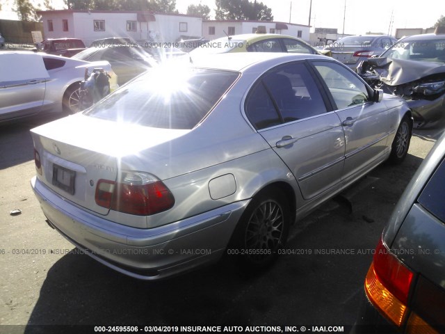 WBAAM5333XFR10919 - 1999 BMW 328 I AUTOMATIC ვერცხლისფერი ფოტო 4
